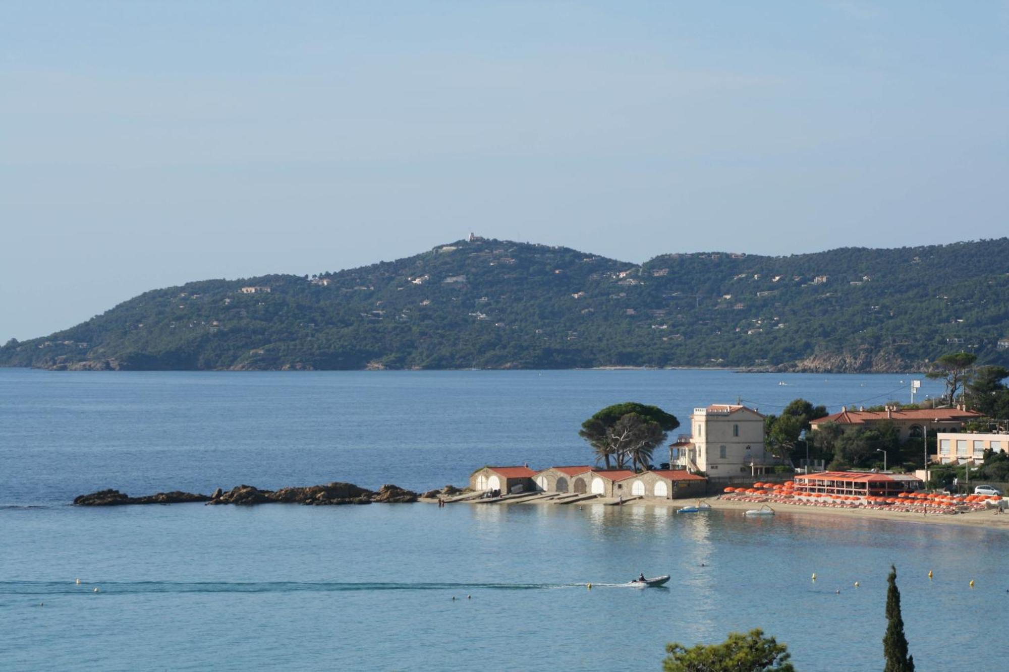 Hotel Belle Vue Le Lavandou Buitenkant foto