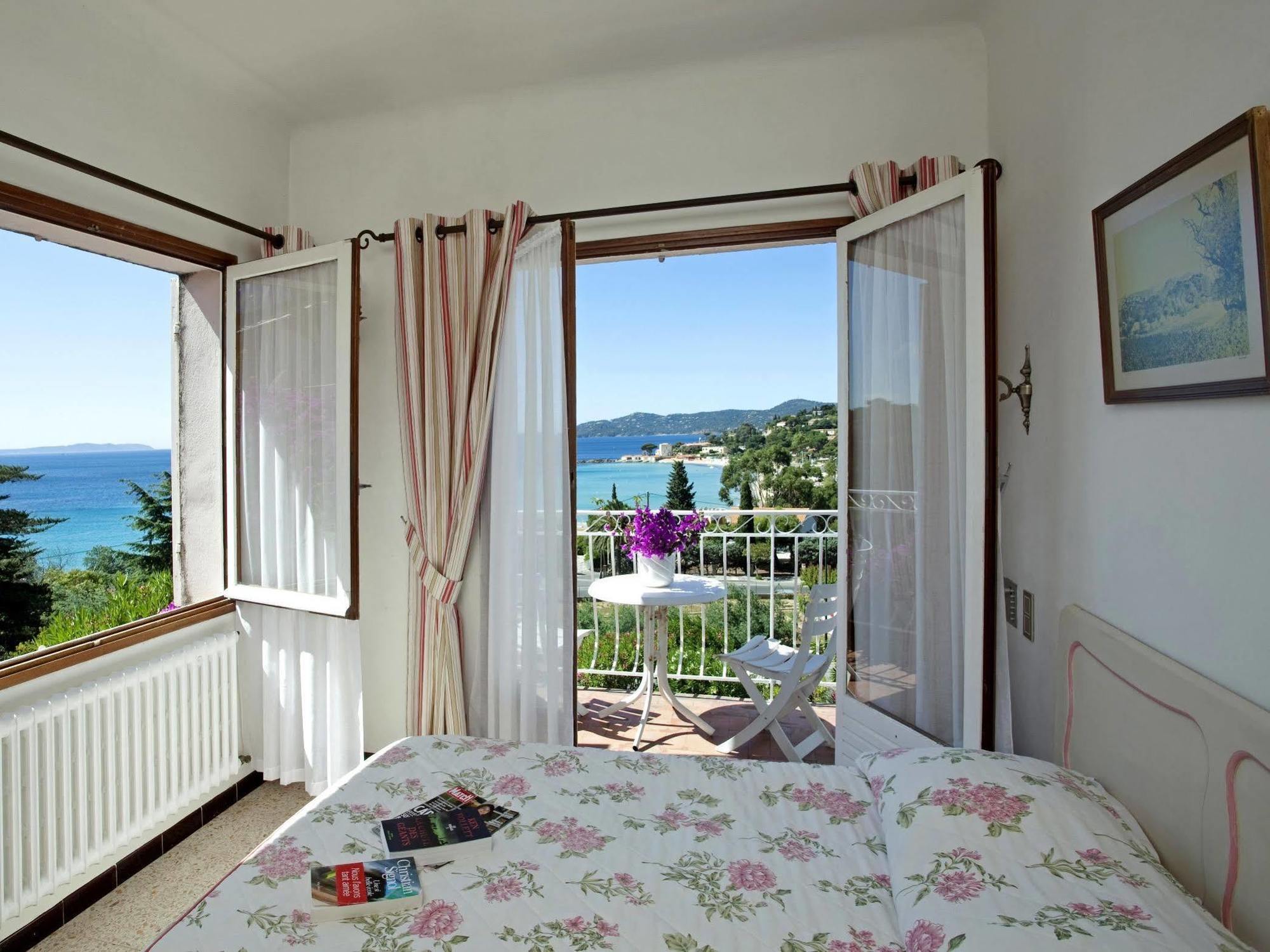 Hotel Belle Vue Le Lavandou Buitenkant foto