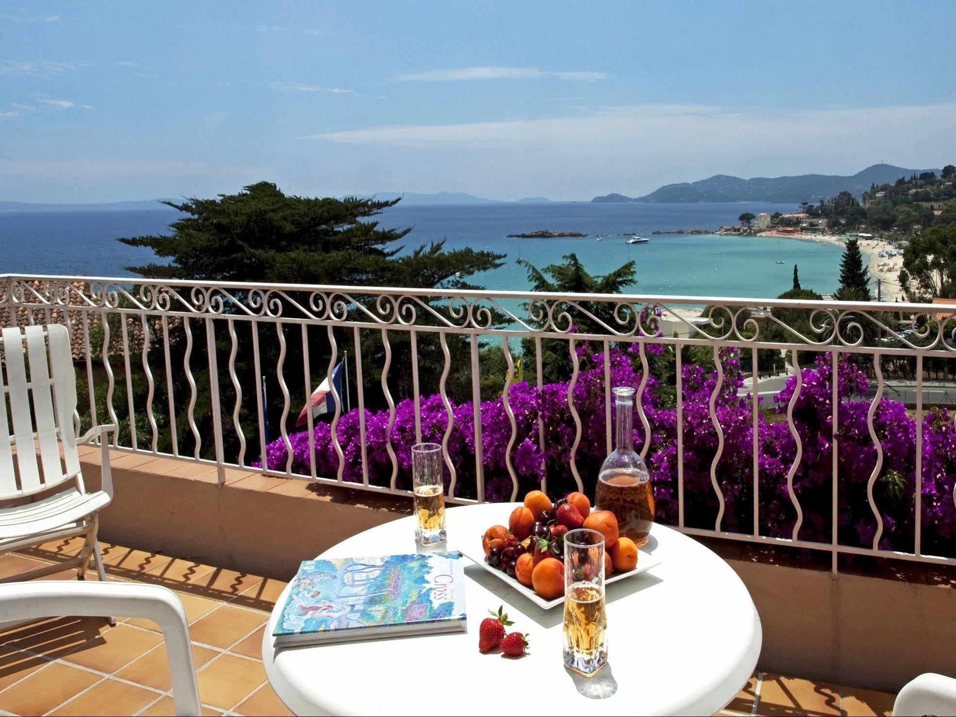 Hotel Belle Vue Le Lavandou Buitenkant foto