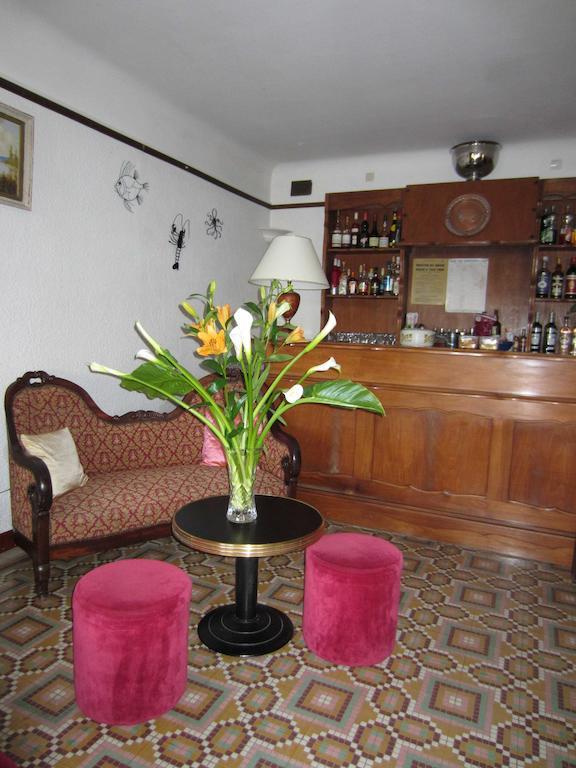 Hotel Belle Vue Le Lavandou Buitenkant foto