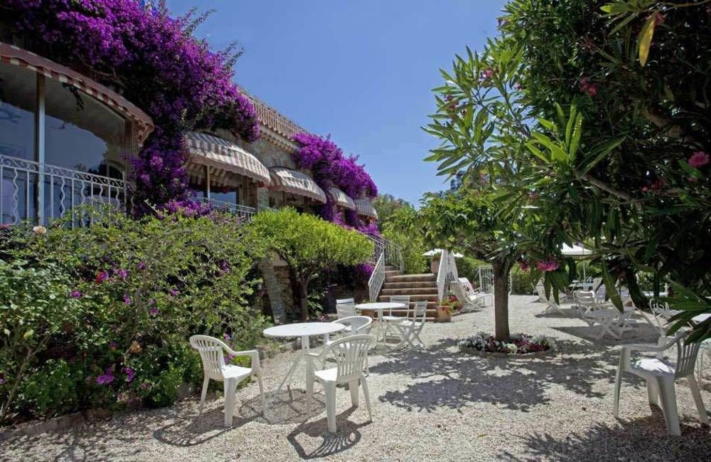 Hotel Belle Vue Le Lavandou Buitenkant foto